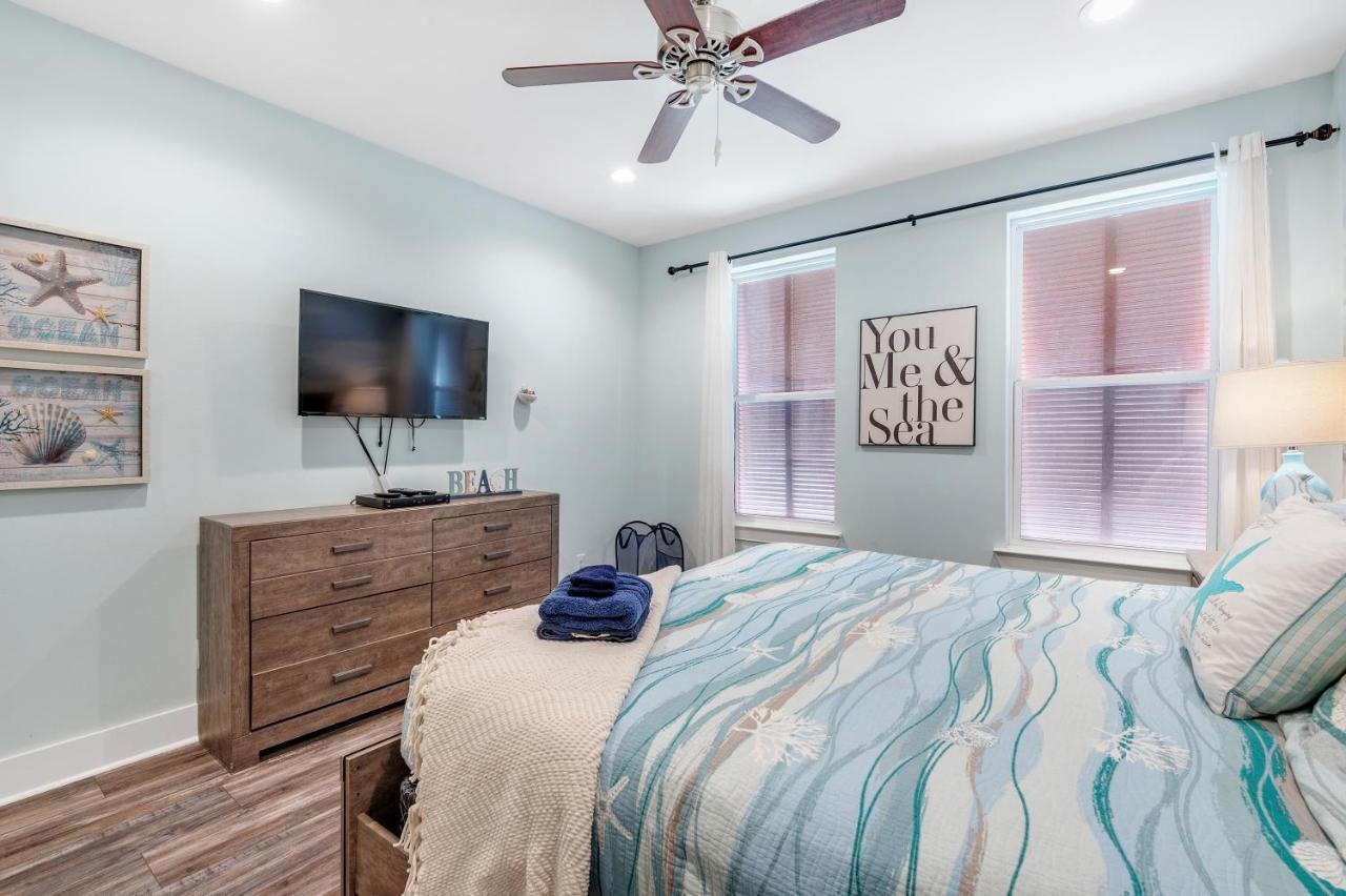 True Blue-Coastal Cottage-3 Min Walk To Beach! Pool! Gulf Shores Bagian luar foto